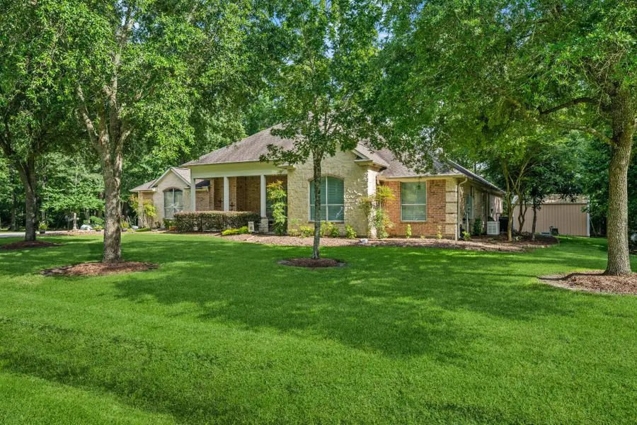 1114 Commons Waterway Drive, Huffman, TX 77336 - Image #3