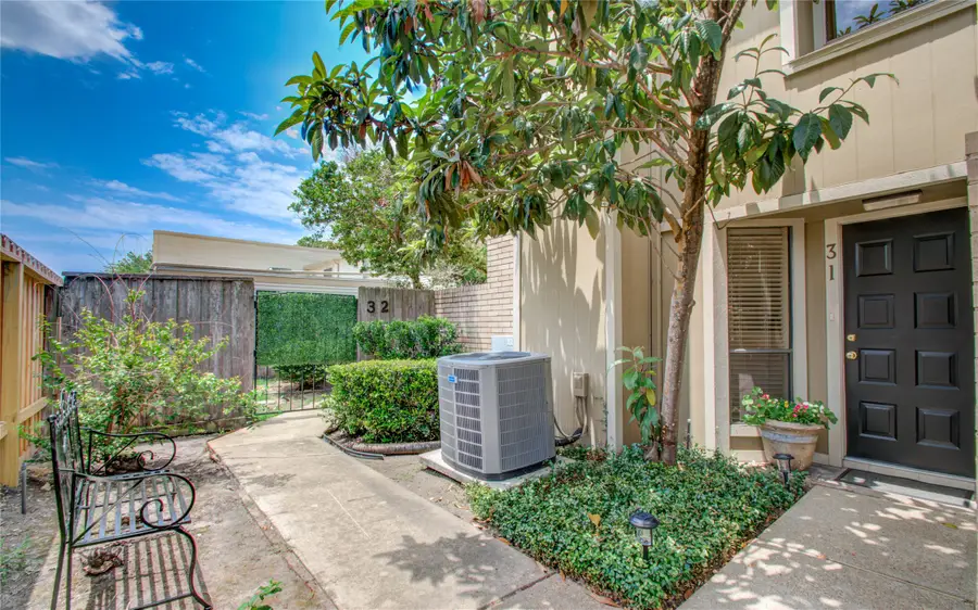 1920 Augusta Drive #31, Houston, TX 77057 - #2