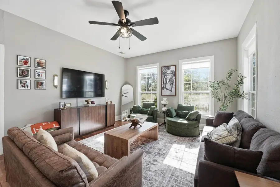 1215 Main Street, Richmond, TX 77469 - #3