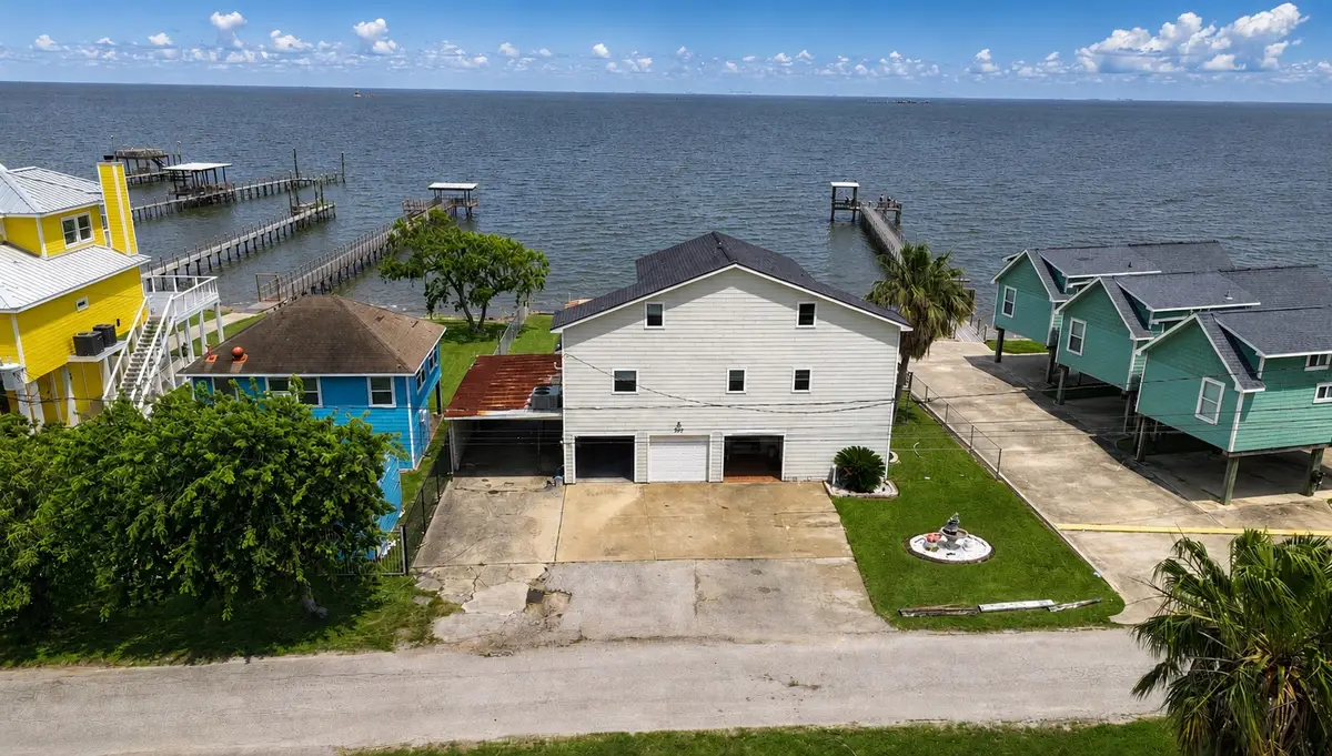 937 5th Street, San Leon, TX 77539 - #1