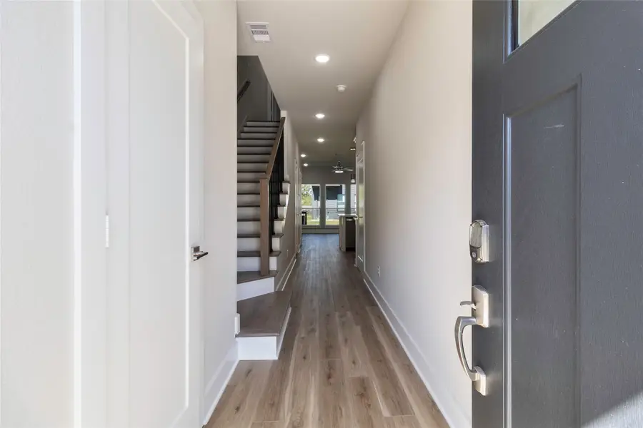 9821 Richcroft Street, Houston, TX 77029 - Image #2