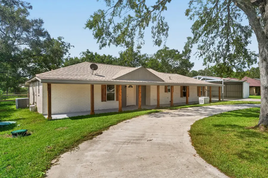 1718 County Road 401, Dayton, TX 77535 - #2