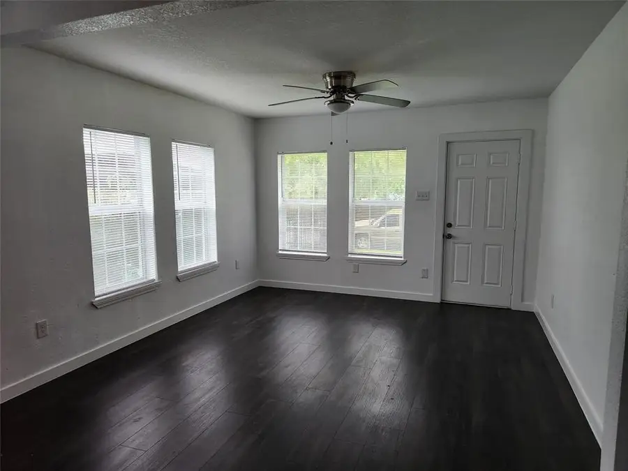 3407 Illinois Street, Baytown, TX 77520 - Image #2