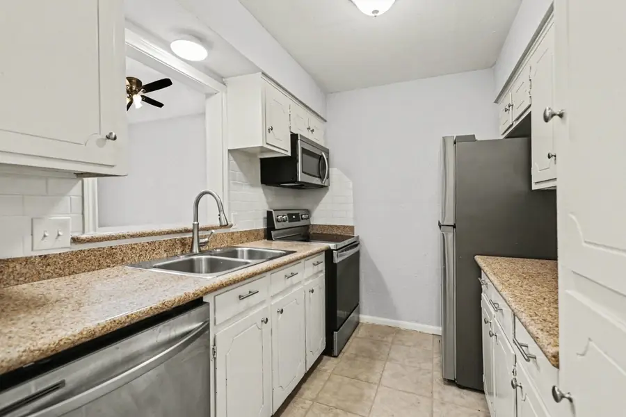 10654 Hazelhurst Drive #28, Houston, TX 77043 - #3