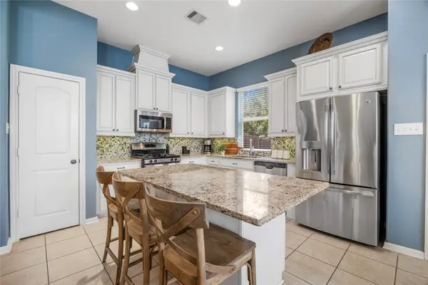 122 Cheswood Forest Drive, Montgomery, TX 77316