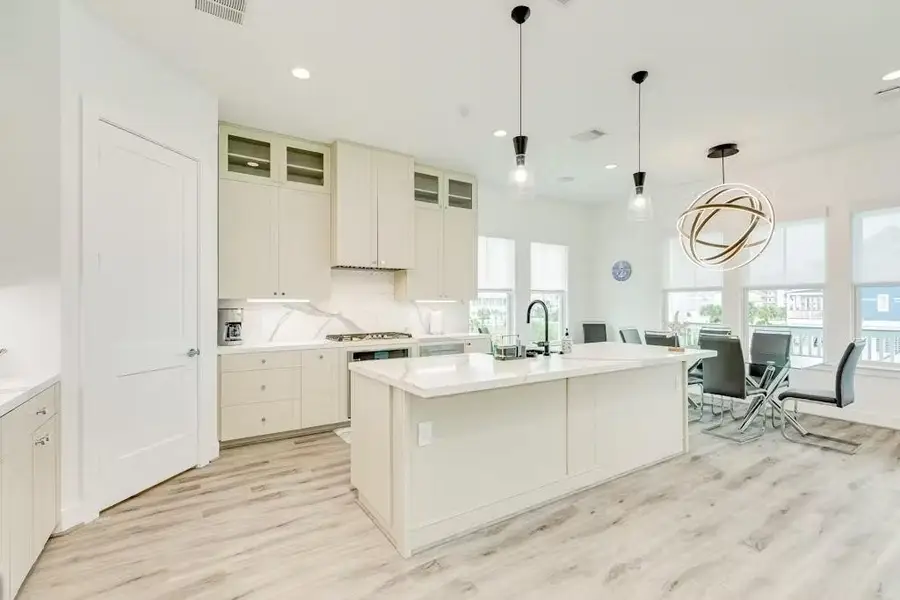 3814 Abalone Road, Galveston, TX 77554 - Image #2