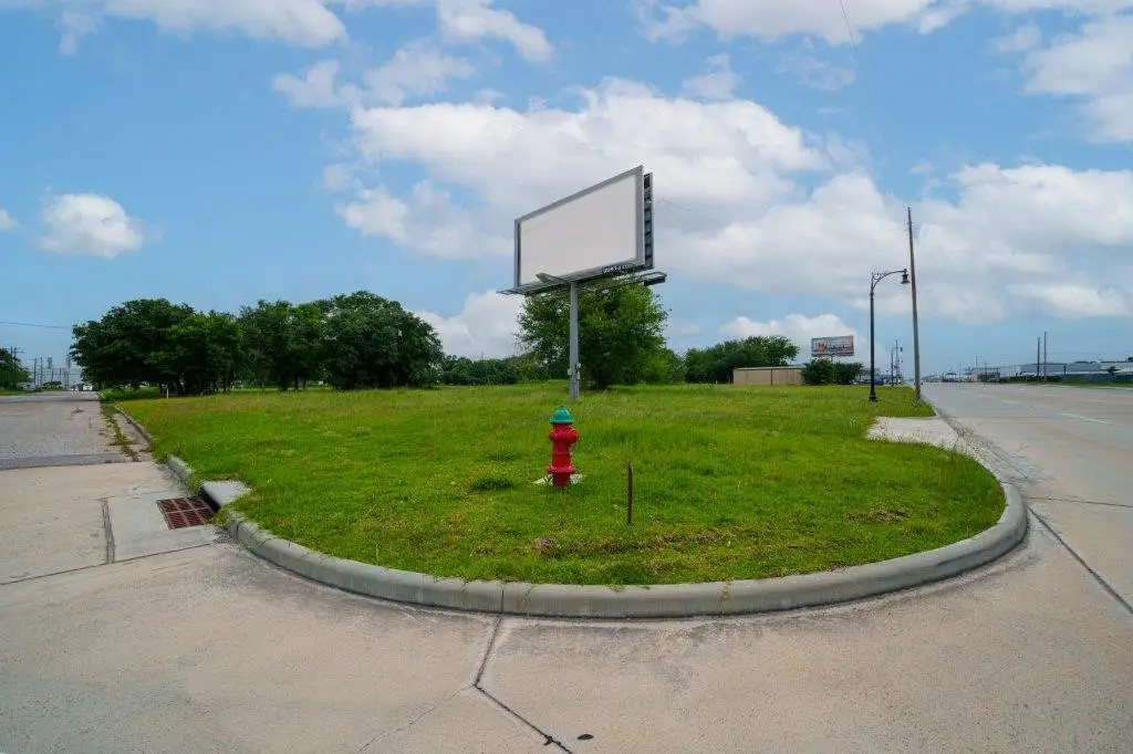 801 Texas Avenue, Texas City, TX 77590 - Image #1