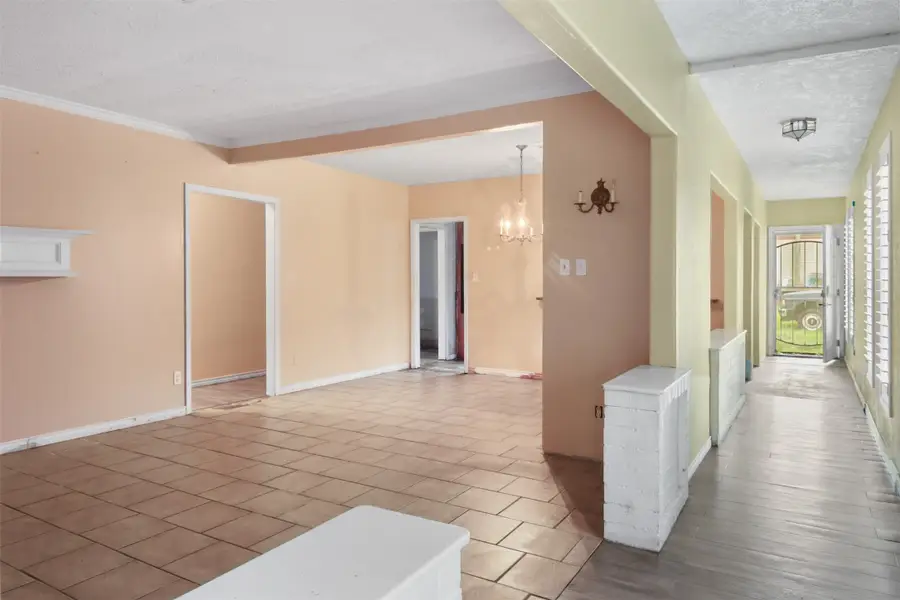 4717 17th Street, Bacliff, TX 77518 - #3