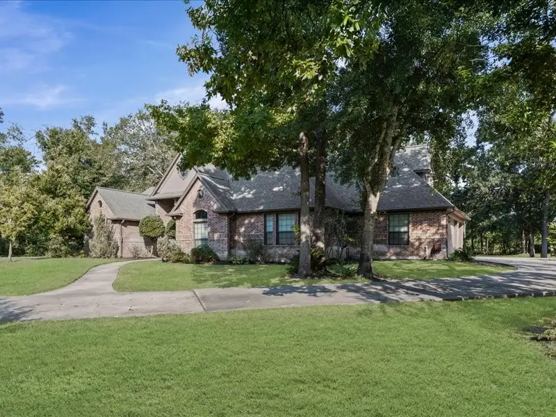 9226 Stratford Place, Tomball, TX 77375 - Image #2