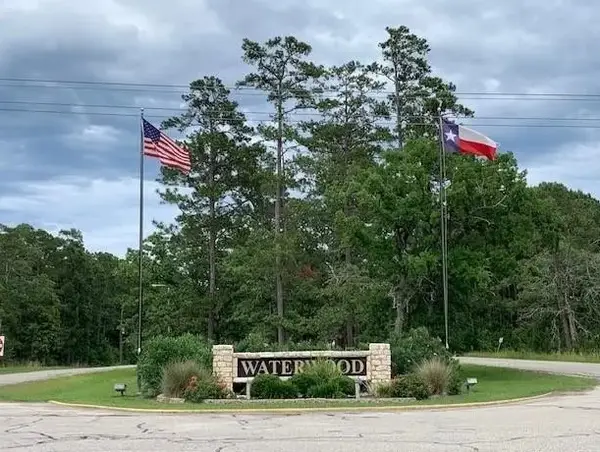 11 Pine Valley, Huntsville, TX 77320