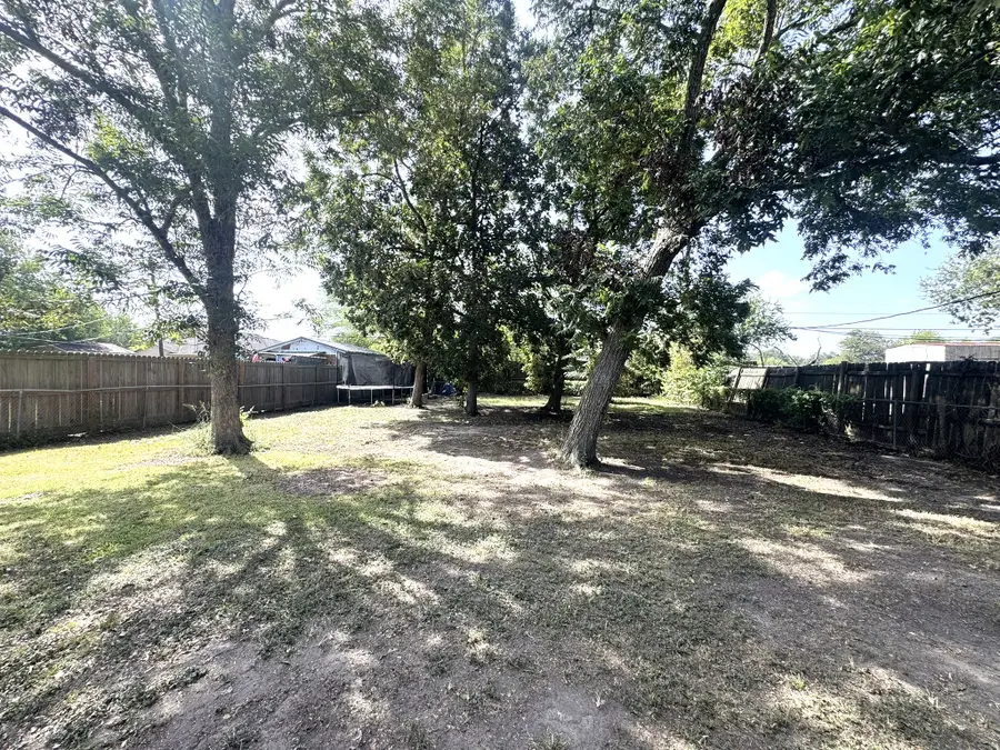 3007 Meadowlane Street, Victoria, TX 77901 - #3