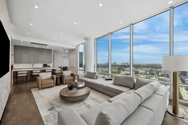 2727 Kirby Drive #27J, Houston, TX 77098