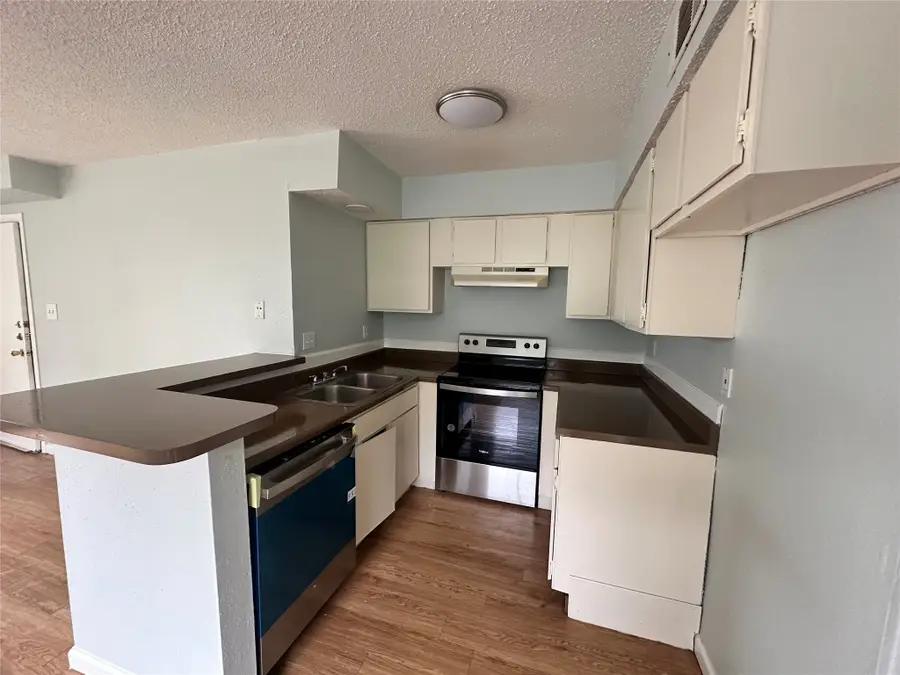 607 Reed Avenue, Wharton, TX 77488 - Image #3