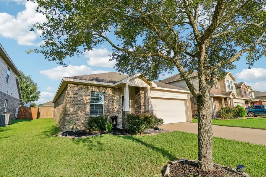 7 Garden Springs Court, Manvel, TX 77578 - Image #3