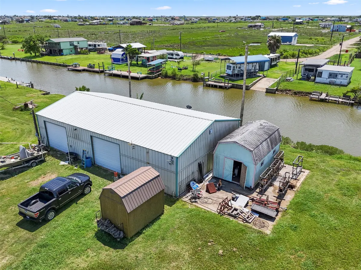 429 Hall Avenue, Sargent, TX 77414 - Image #1