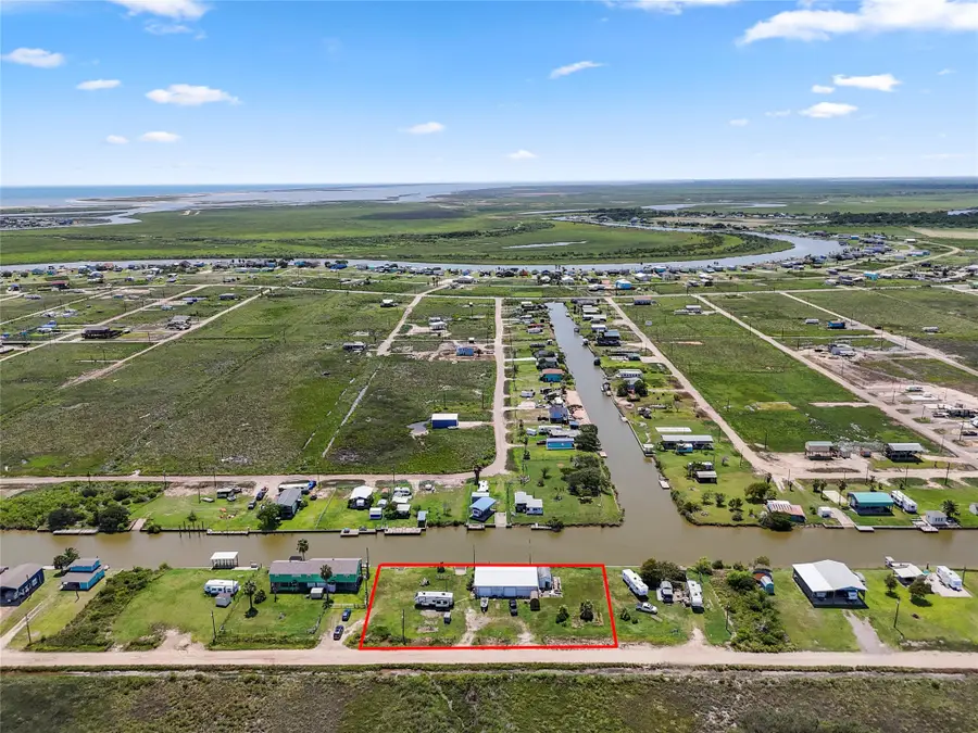 429 Hall Avenue, Sargent, TX 77414 - Image #2