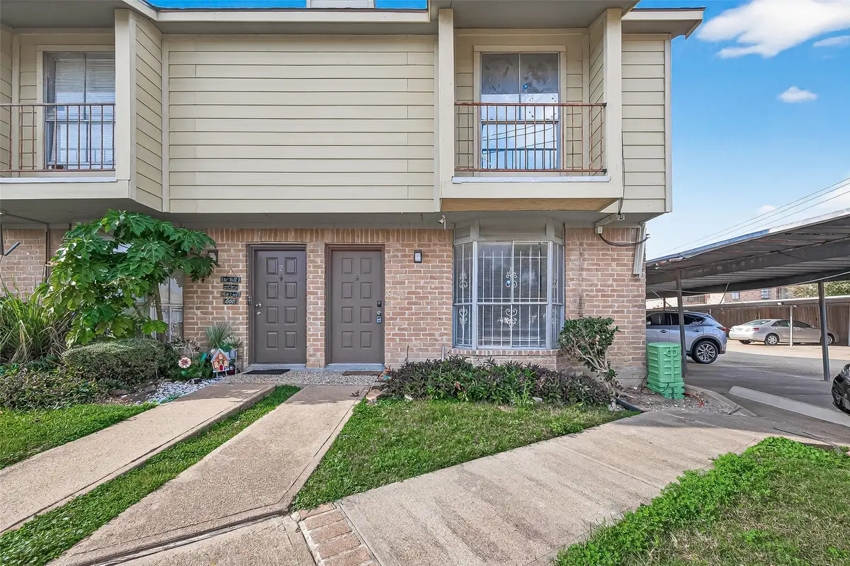 9350 Country Creek Dr #1, Houston, TX 77036 - Image #1