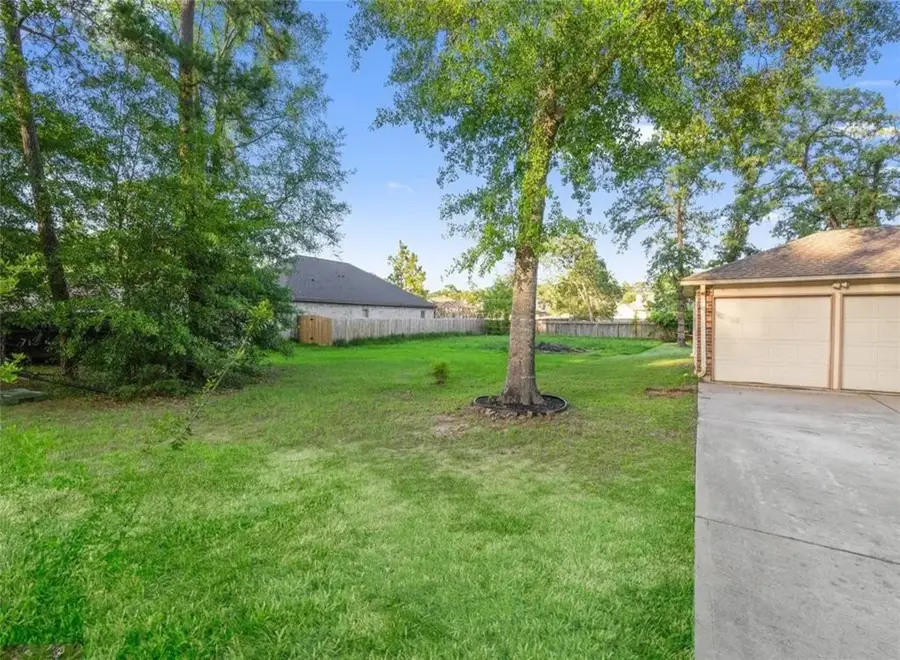 28914 Champion Oaks Drive, Magnolia, TX 77354 - Image #2