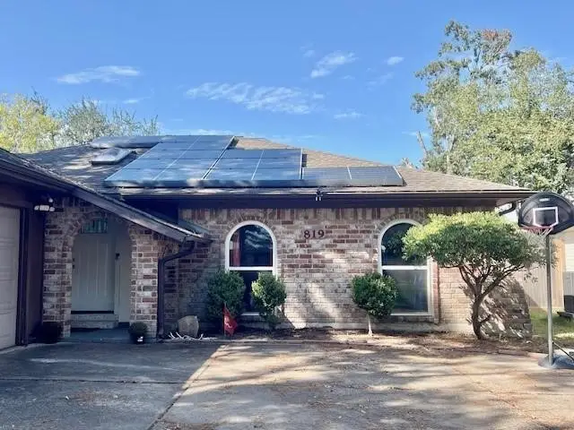 819 Redway Lane, Houston, TX 77062 - Image #2