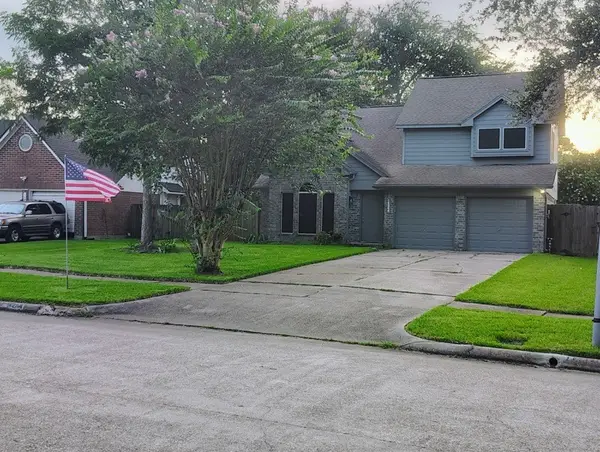 14244 Oak Chase Drive, Houston, TX 77062