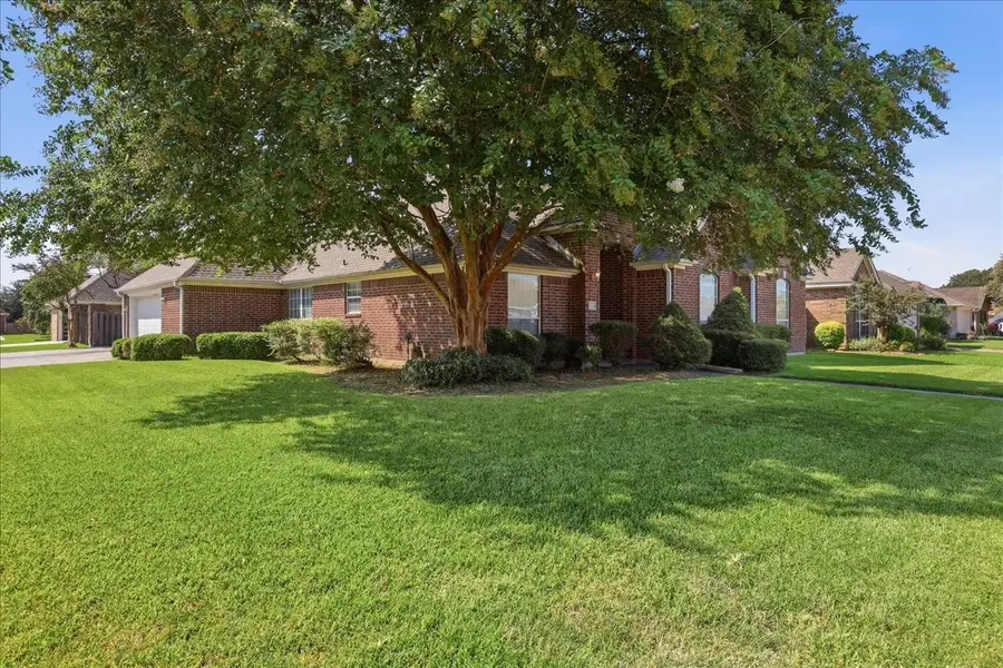 2831 Meadowbrook Lane, Port Neches, TX 77651 - #2