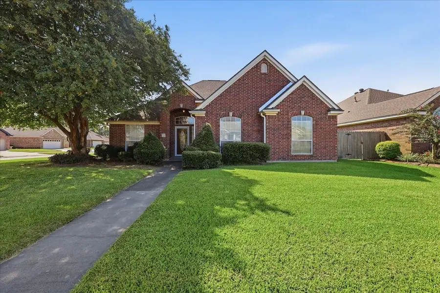 2831 Meadowbrook Lane, Port Neches, TX 77651 - #3