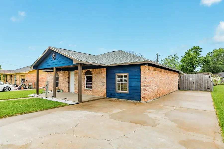 5107 2nd Street, Danbury, TX 77534 - #2