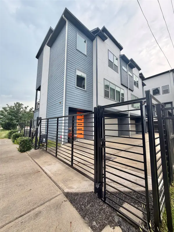 3311 Baer Street, Houston, TX 77020