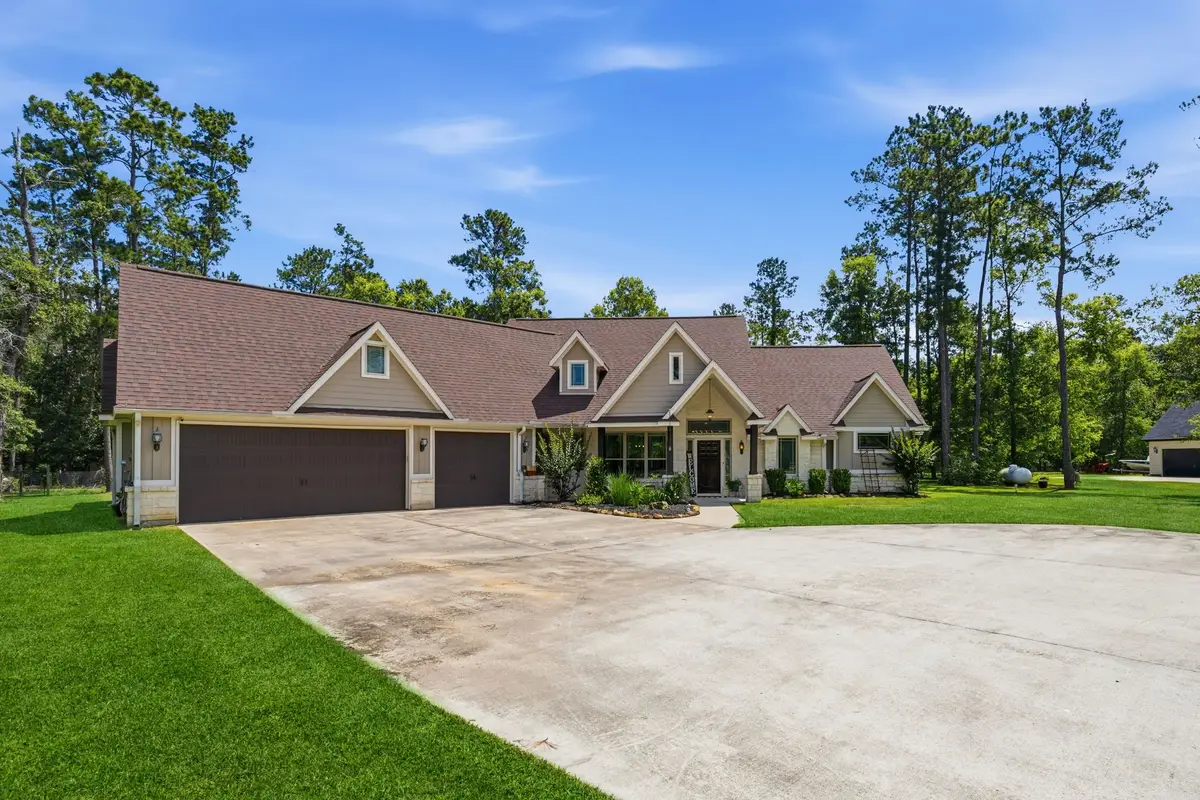 209 County Road 6324, Dayton, TX 77535 - #1