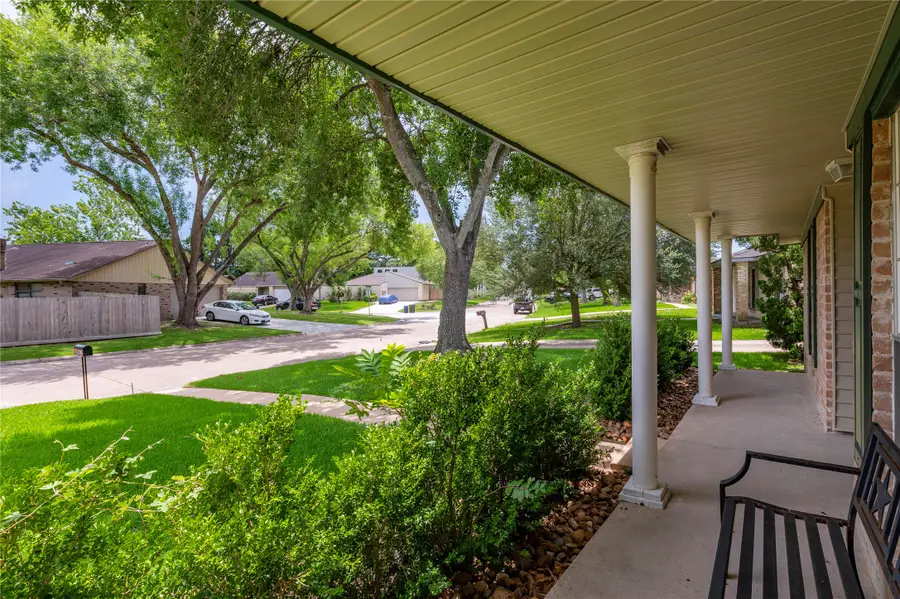 1115 Newport Boulevard, League City, TX 77573 - #2