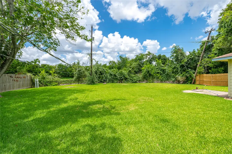 1115 Newport Boulevard, League City, TX 77573 - #3