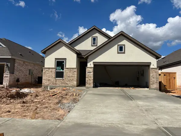 2827 Garden Meadow Street, Fulshear, TX 77423