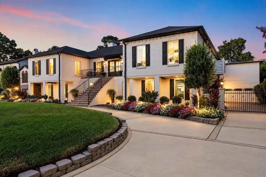 18607 Point Lookout Drive, Nassau Bay, TX 77058 - #3