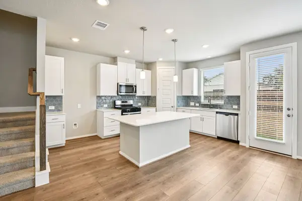 3227 Quiet Sunset Drive, Houston, TX 77080