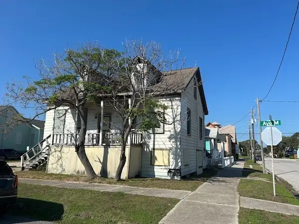 1302 Avenue M, Galveston, TX 77550