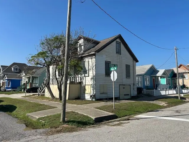 1302 Avenue M, Galveston, TX 77550 - Image #2