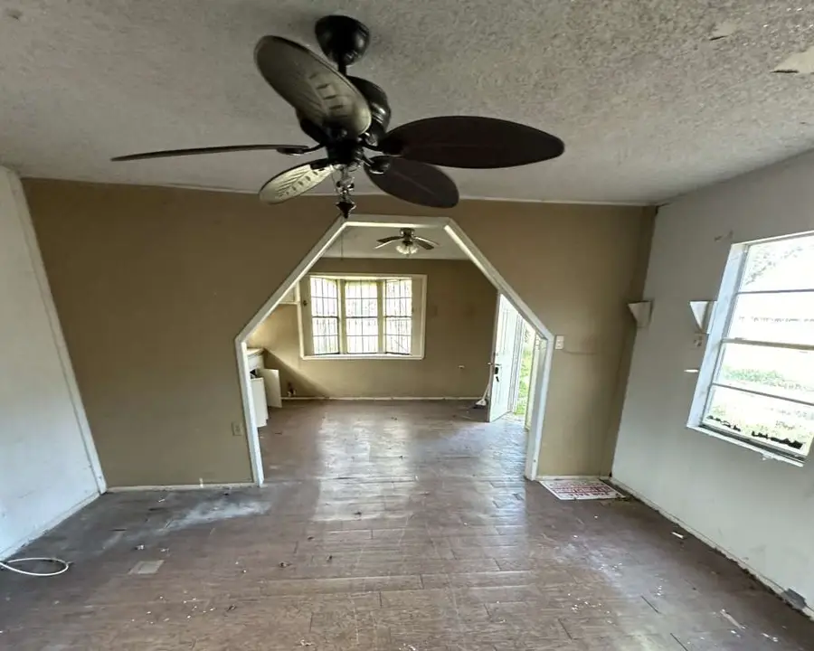 36989 Encantada Circle, San Benito, TX 78586 - Image #2