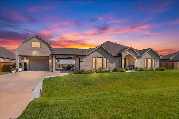 2110 Wikiup Street, Dickinson, TX 77539