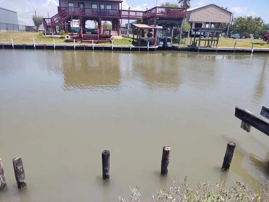 94 Neptune, Sargent, TX 77414 - Image #3