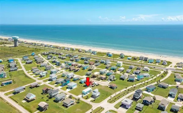 23011 Camino Street, Galveston, TX 77554
