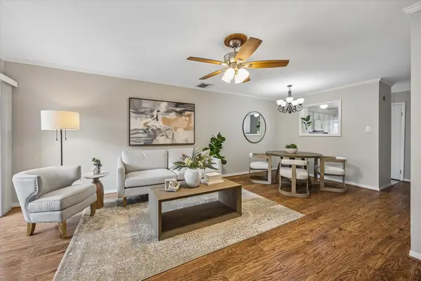 5050 Glenmont Drive #F5, Houston, TX 77081