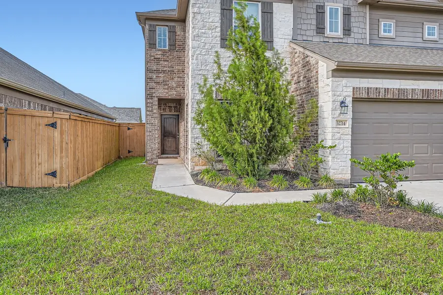 32714 Oak Heights Lane, Brookshire, TX 77423 - Image #3