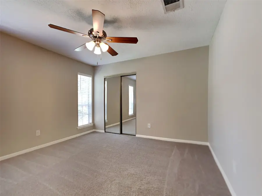 17623 Huntersglen Circle, Humble, TX 77396 - Image #2