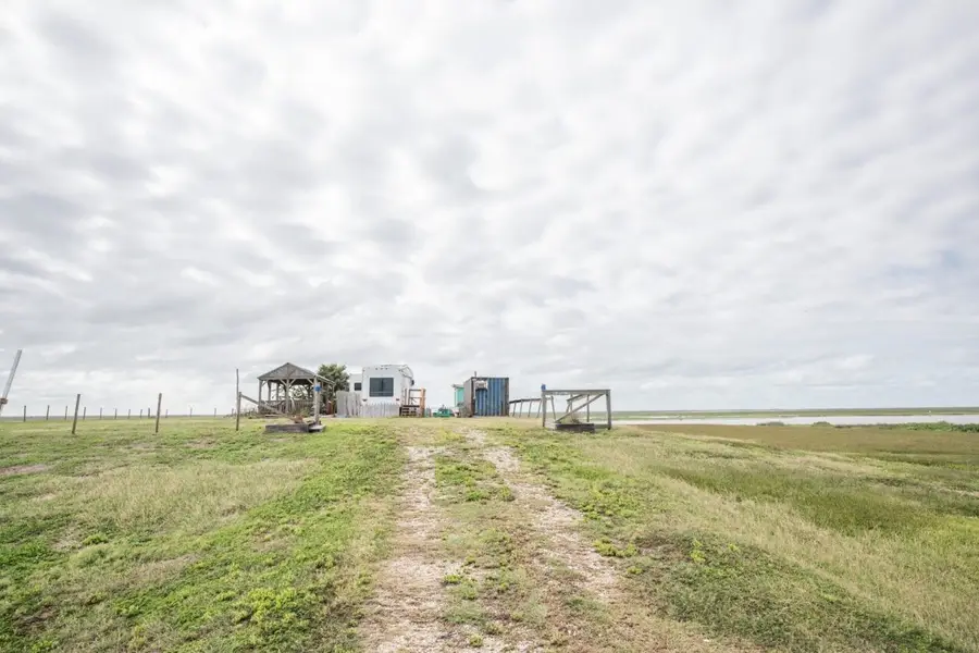 983 Canal Drive, Sargent, TX 77414 - #2