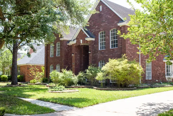 3222 Serene Oak Drive, Sugar Land, TX 77478