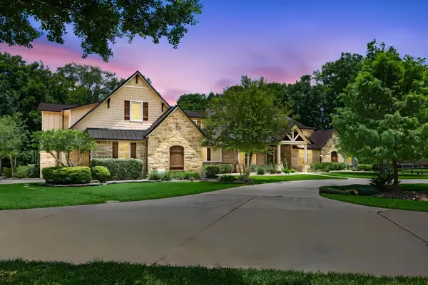 2734 Forest View, Richmond, TX 77406