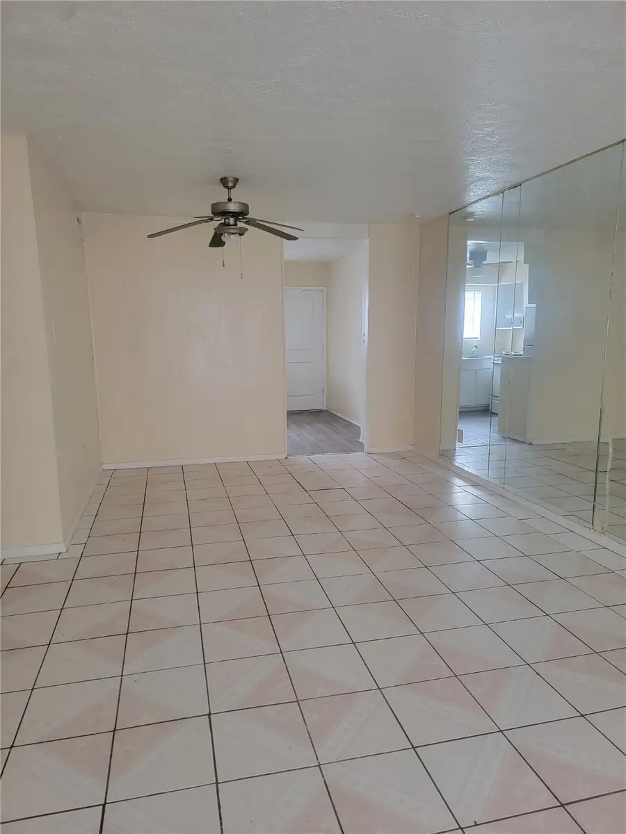 6305 Westward Street #126, Houston, TX 77081 - Image #2