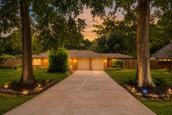 16307 Amcreek Road, Houston, TX 77068