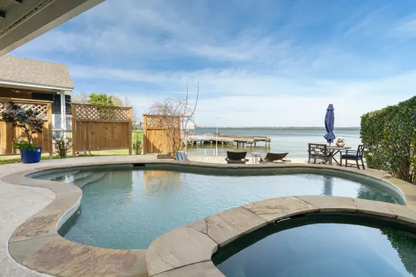 45 Lakeview Village, Conroe, TX 77356