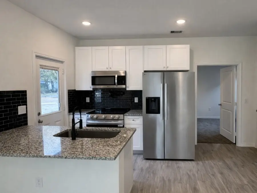 16984 Kempwood, Montgomery, TX 77316 - Image #3